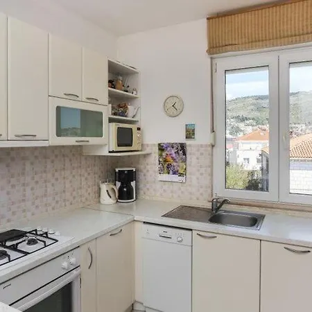 2 Bedroom Apartment With Terrace Dubrovnik