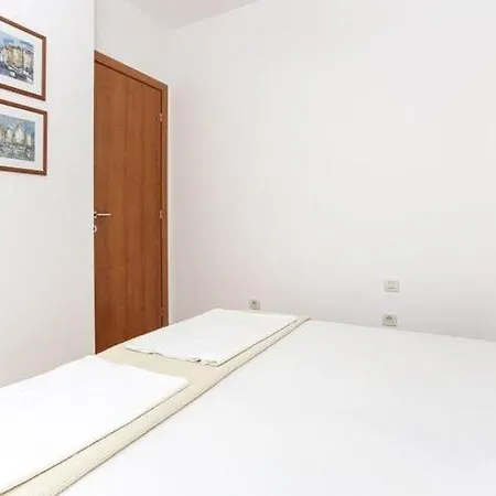 2 Bedroom Apartment With Terrace * Dubrovnik