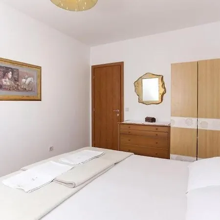 Alma - Two Bedroom With Terrace And Sea View Apartment