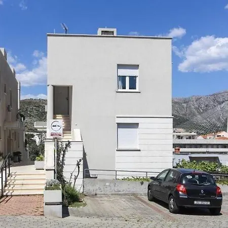 Apartment Alma - Two Bedroom With Terrace And Sea View