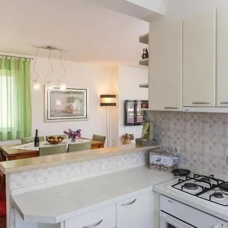 Apartment Alma - Two Bedroom With Terrace And Sea View Dubrovnik