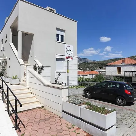 2 Bedroom Apartment With Terrace Lejlighed Dubrovnik